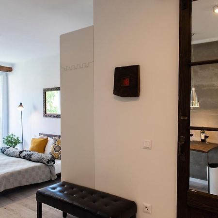 佩奇Loft Apartman公寓 外观 照片