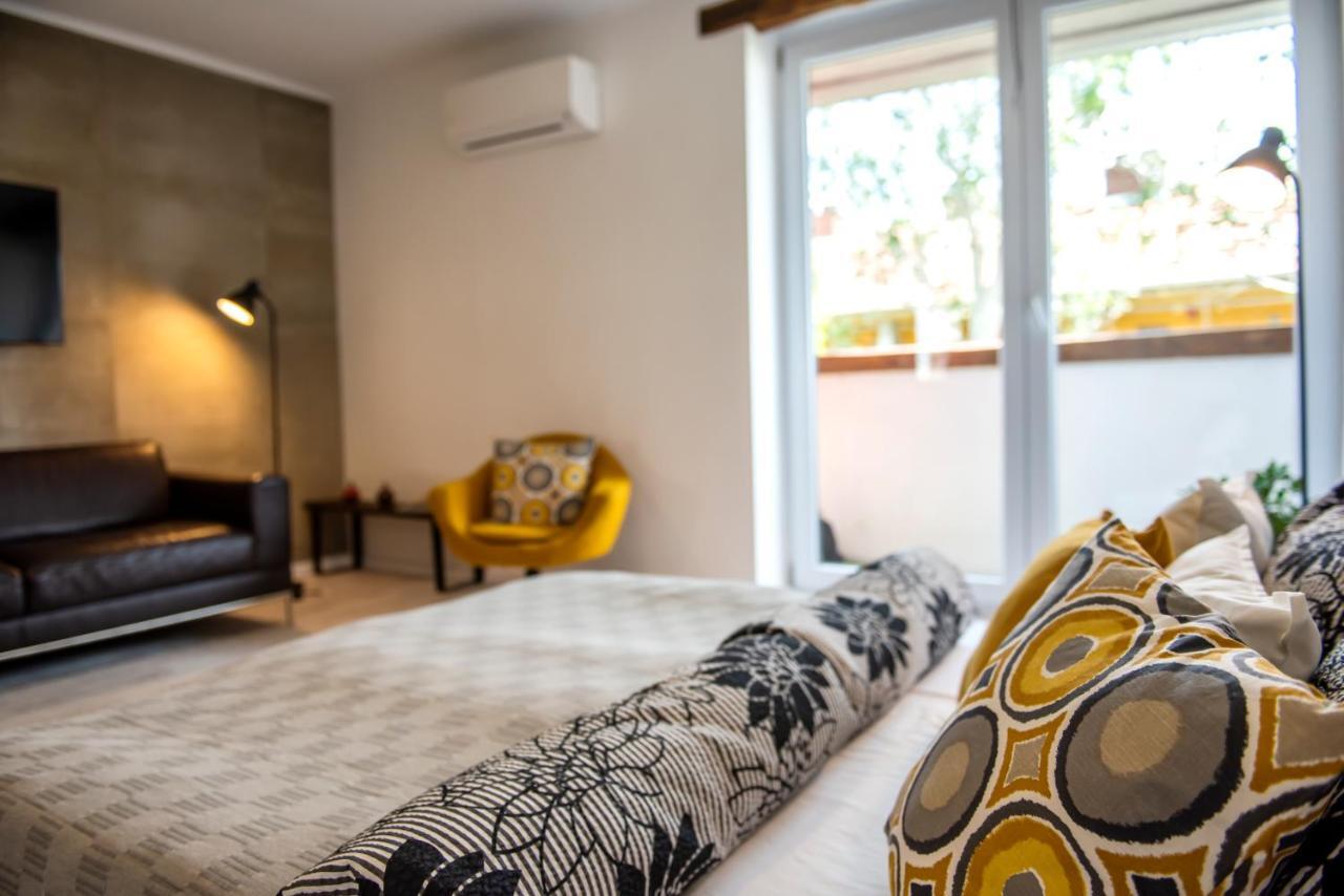 佩奇Loft Apartman公寓 外观 照片